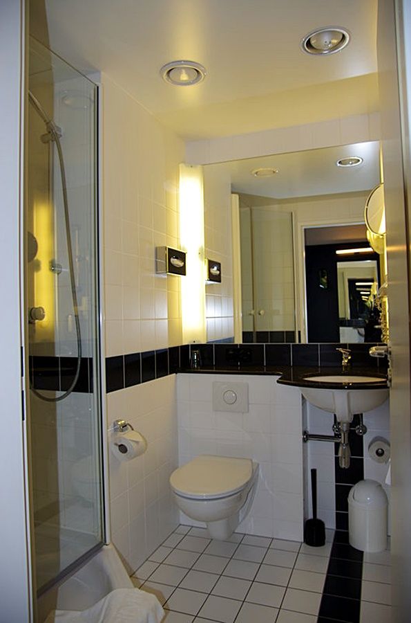 Intercityhotel Frankfurt Airport Hotel 4*